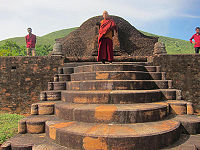 Ело Ринпоче совершил паломничество по святым местам буддизма.