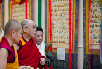 Его Святейшество Далай-лама побывал на праздновании 50-летия Институт тибетской медицины и астрологии