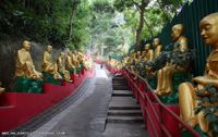 Генеральная уборка в монастыре 10 тысяч будд