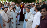 Его Святейшество Далай-лама во время посещения мечети Хазратбал в Шринагаре. Штат Джаму и Кашмир, Индия. 17 июля 2012 г. Фото: Тензин Чойджор (Офис ЕСДЛ)