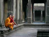 В Шри-Ланке запретили жертвовать буддистским монахам вредную и дорогую пищу