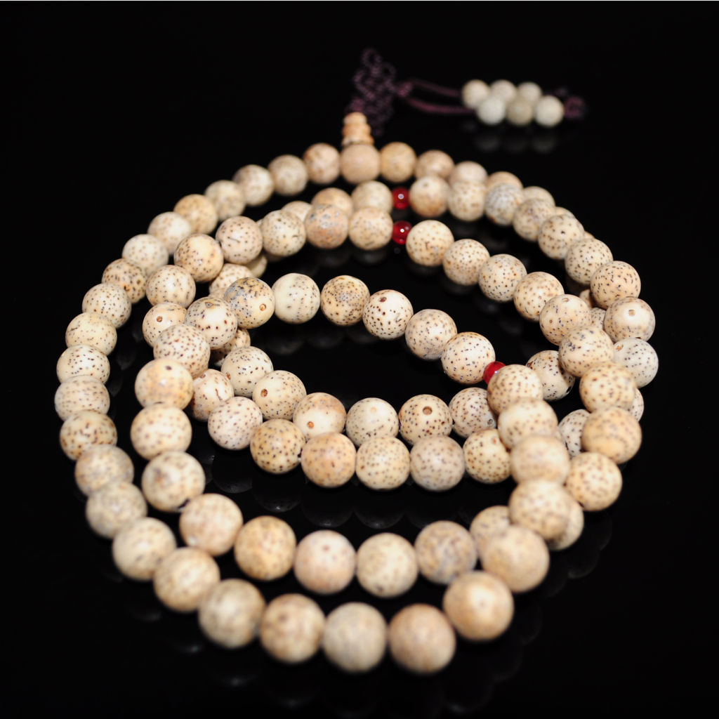 Изображение:Tam Qui Buddhist prayer beads 78.jpg
