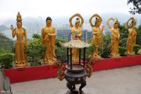 Монастырь 10 тысяч Будд