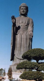 Статуя Будды Амитабхи - Усику Дайбуцу в Японии