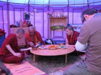 Съемочная группа из Германии сняла фильм в Калмыкии. Главный герой - буддийский монах