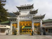 Монастырь Юньмэньсы – лагерь труда и медитации.